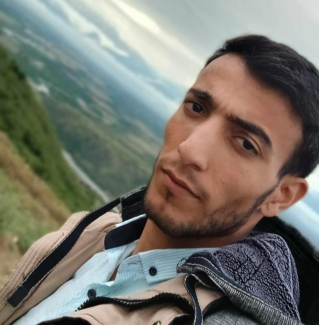 Əfsər Abdullayevin şeirləri