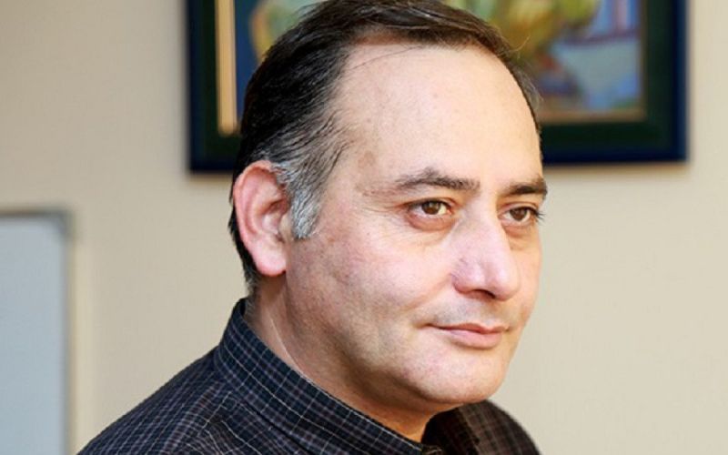 Efirdə ciyildəyən xanımlar: TV-lərdə yetkin aparıcı qıtlığı