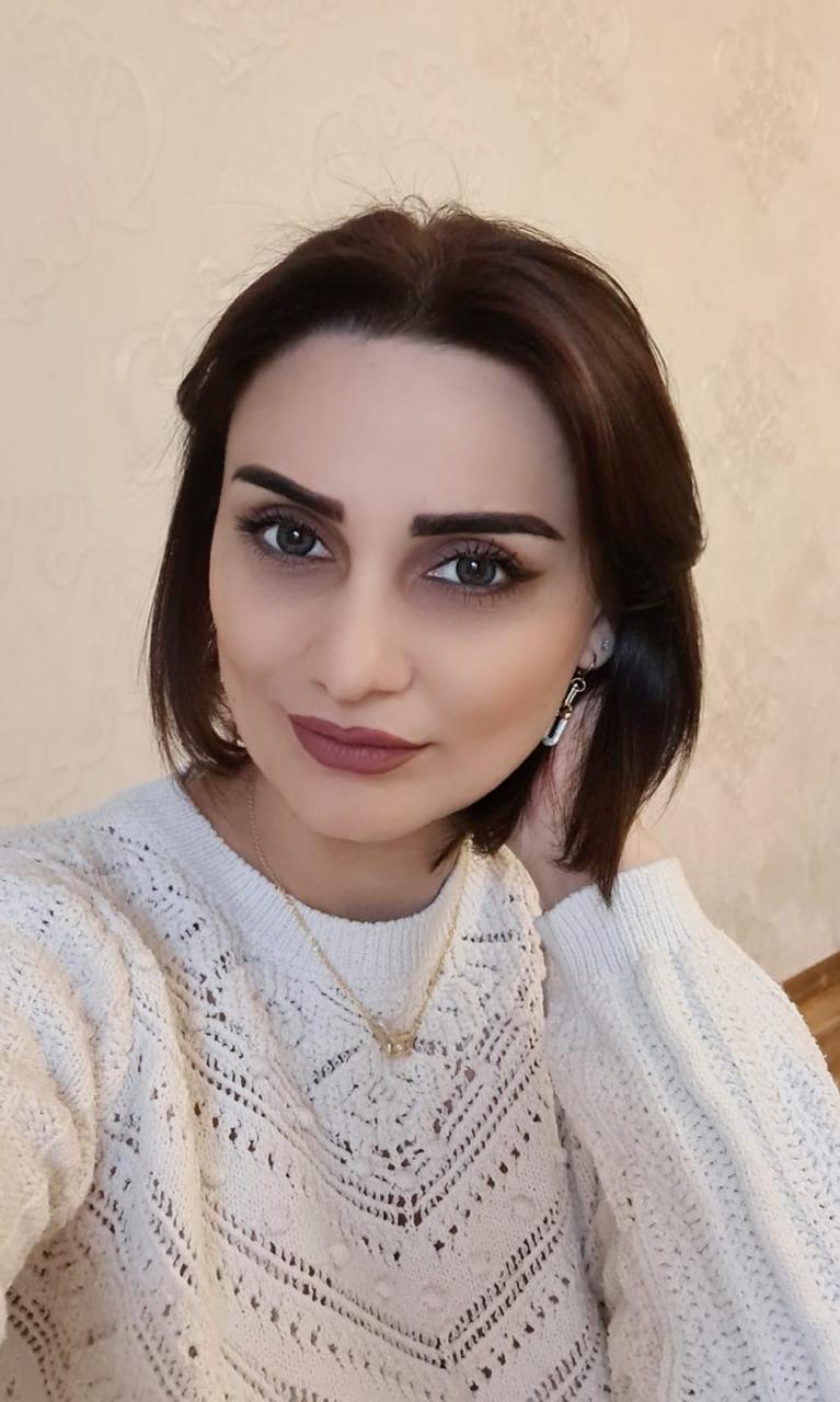 Xəyalə Sevildən yeni şeirlər