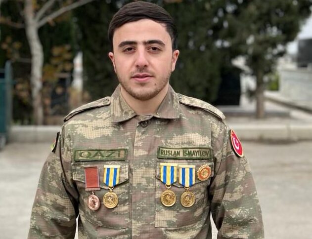 Gününüz mübarək, Vətən oğulları.