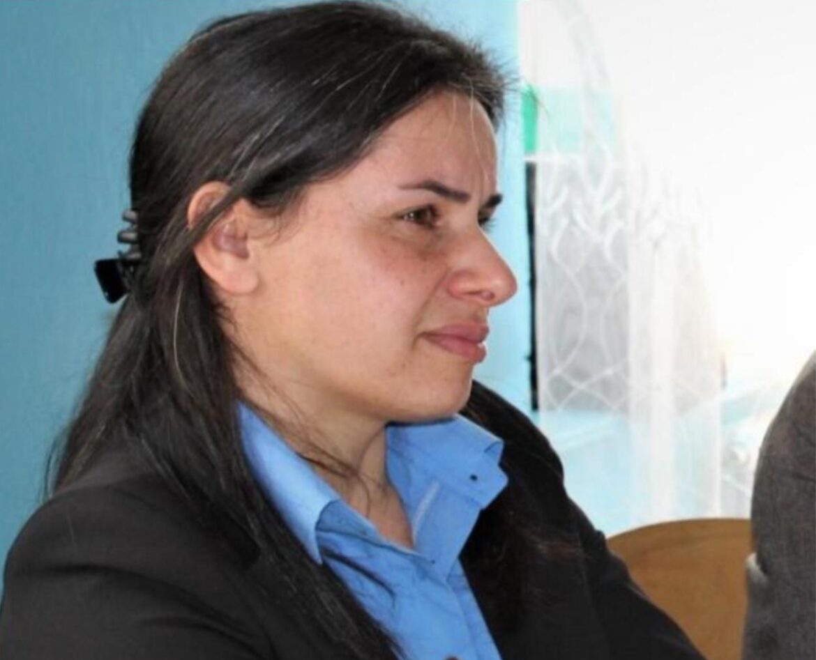 Firəngiz Sabir qızının şeirləri