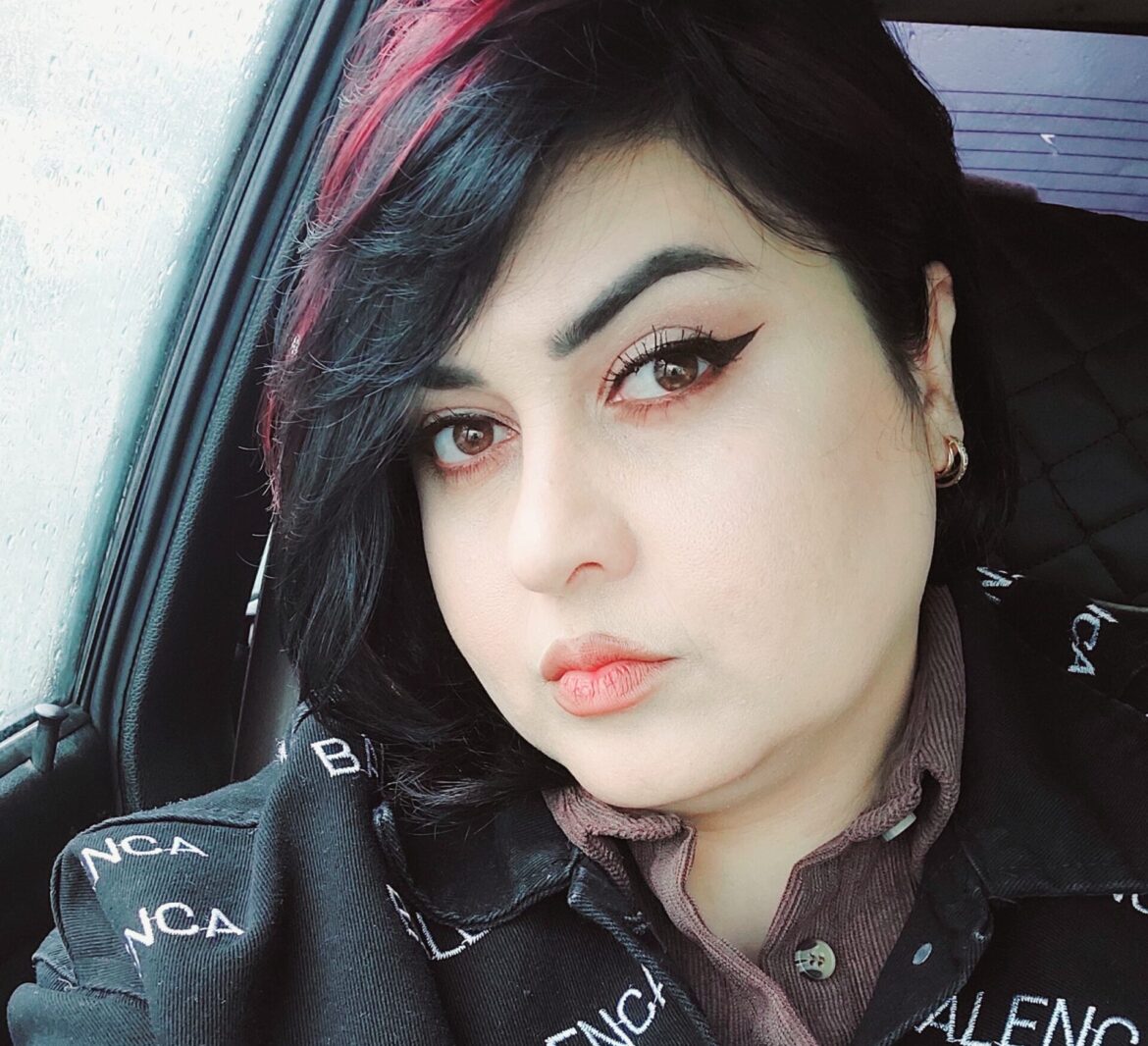 Tanrı hədəfini dəyişməz – Nuranə Təbrizin şeirləri