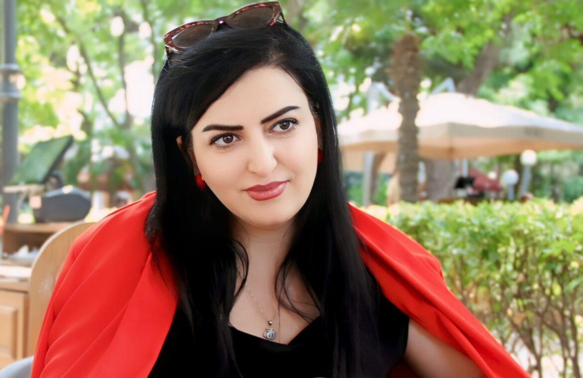 Gələcəyəm, qəm yemə! – Müşfiqə Baləddinin şeirləri