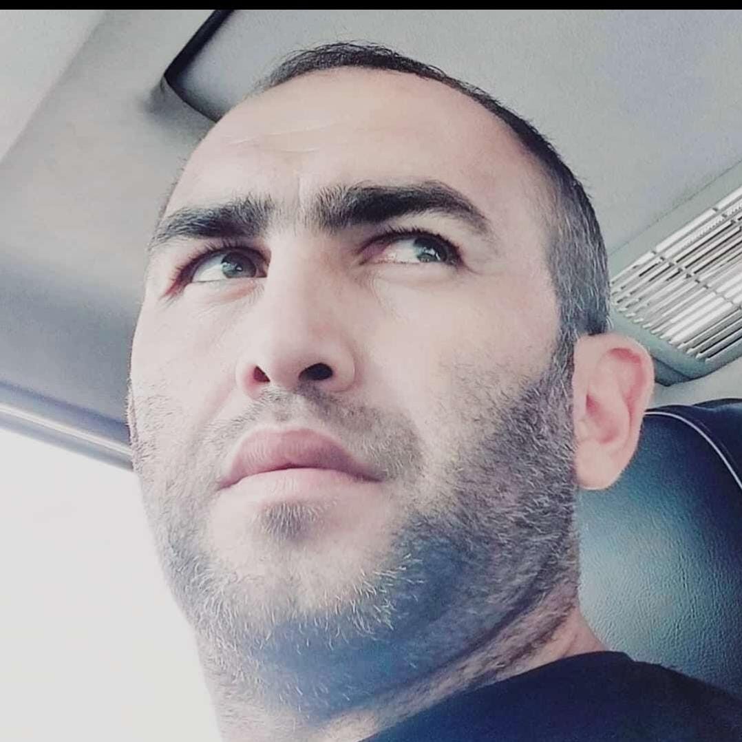 “Birgünlük sevinc” – Vüsal Hicranın hekayəsi