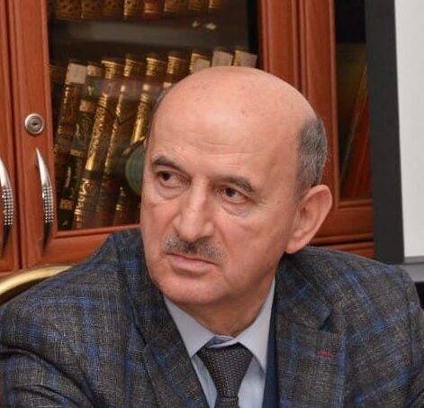 Ramiz Qusarçaylı – Dolub gözlərimə ovunur torpaq