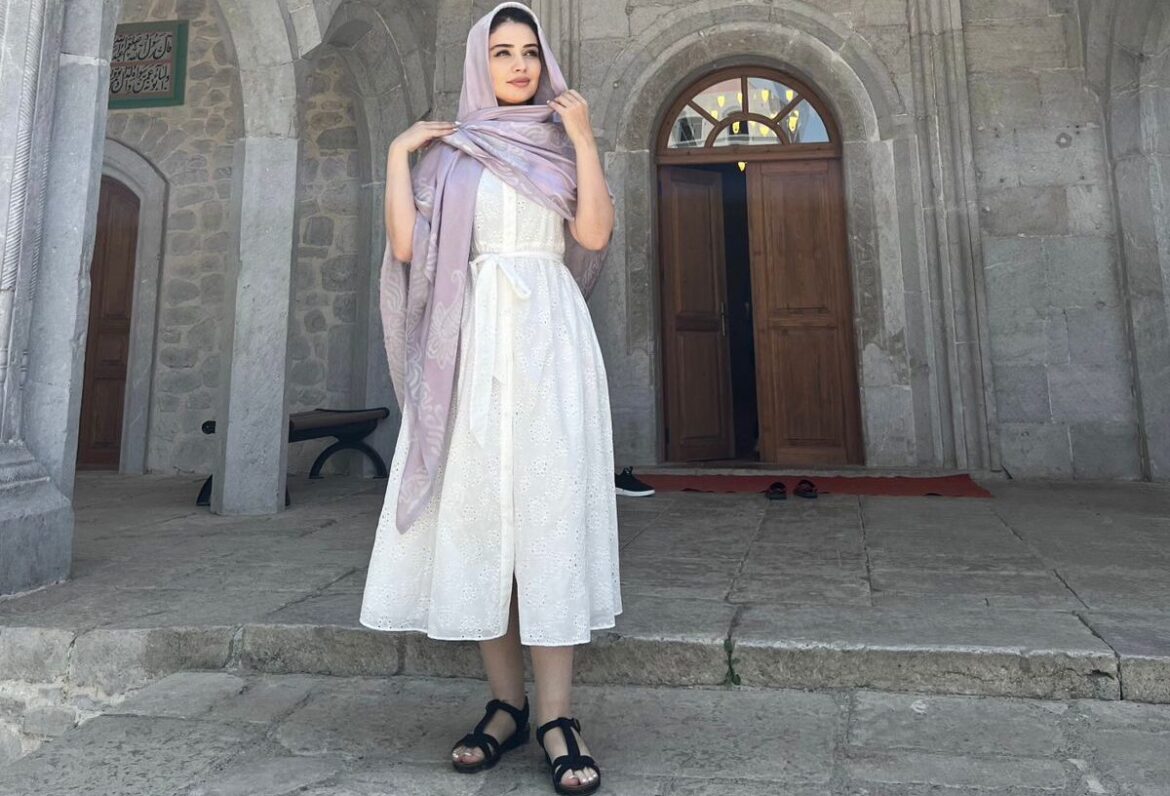Ruhu yaralı qadın… Gülər Mübariz