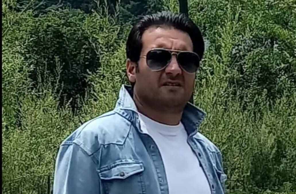 Payız bir az ayrılıq qoxuyur – Anar Gülümsoy