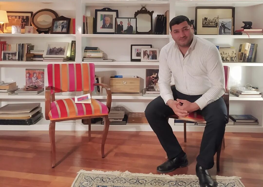 Şair ürəyindən keçən arzusan – Firdovsi Rəsulun şeirləri