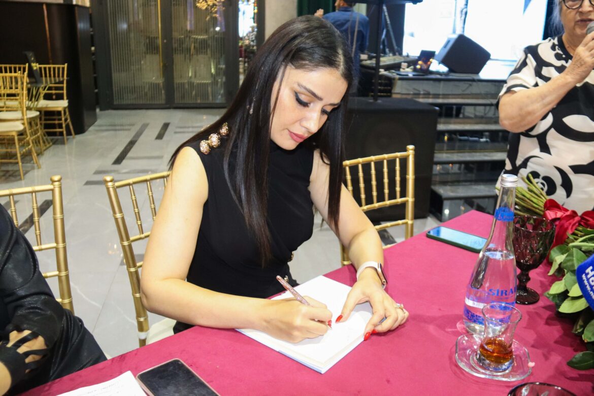 Gülər Mübarizin “İkinci həyat” kitabının təqdimat mərasimi keçirildi
