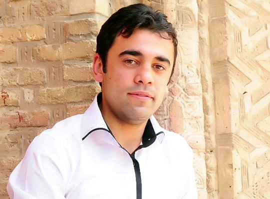 Ayxan Hüseynlinin şeirləri