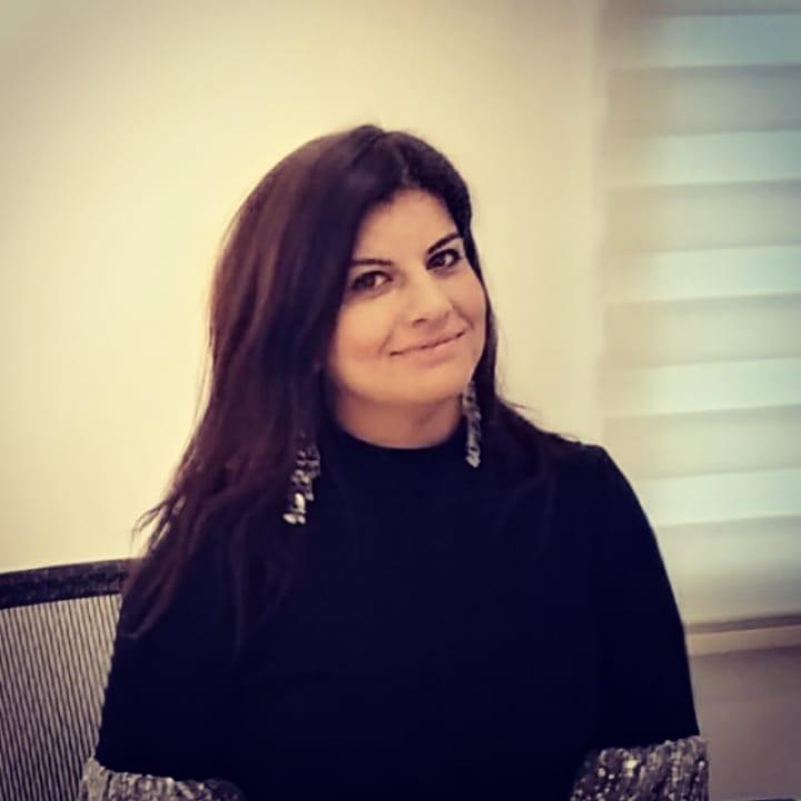 “Eşq. İspan kafesi” – Aysel Fikrət