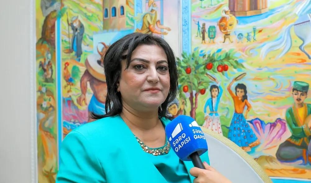Azərbaycanlı xanım yazıçı: “Romanımı yazandan sonra həyat yoldaşımın adını unutdum” – Müsahibə