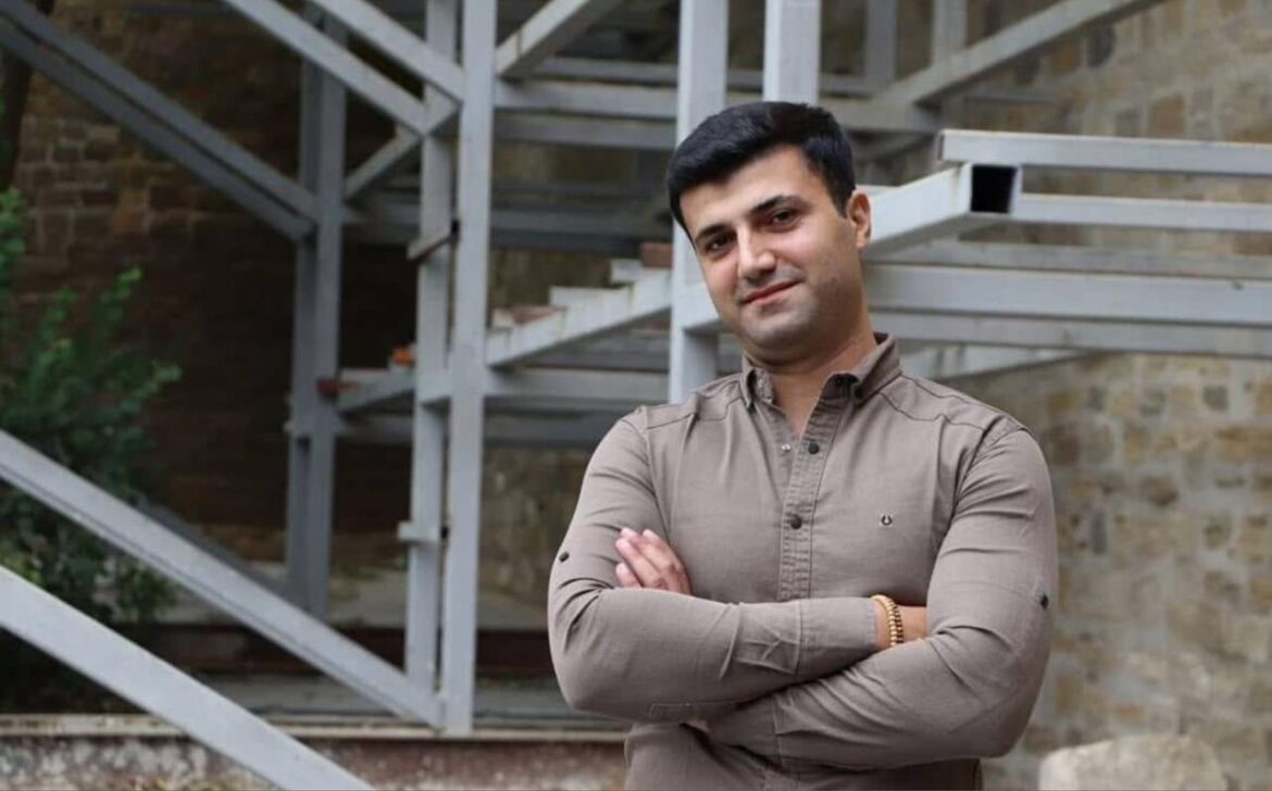 Məscid yolunda gülləri qoxulamaq – Nemət Mətin (hekayə)