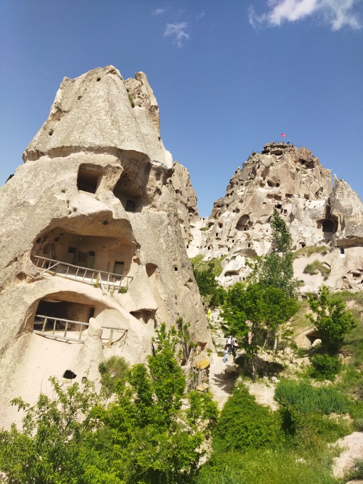 KAPADOKYA’DAN HAİKULAR – VELİ AY