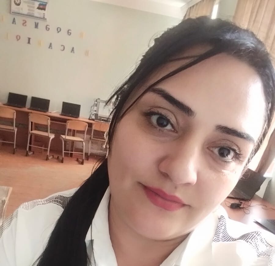 İnformasiya bolluğu, Ünsiyyət qltlığı – Aynurə İnci